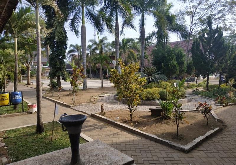 2. HALAMAN MTs. AL HIDAYAH