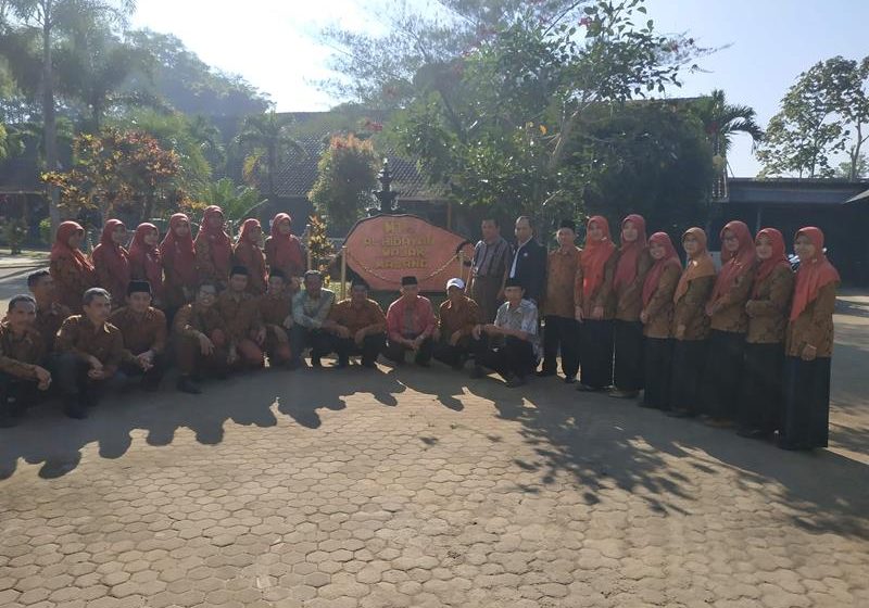 mtsalhidayahwajakmalang.com (11)